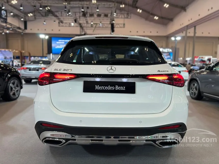 2024 Mercedes-Benz GLC300 AMG Line 4MATIC SUV