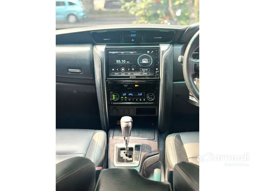 2022 Toyota Fortuner GR Sport 4X2 SUV