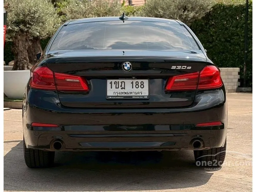 2020 BMW 530e Elite Sedan