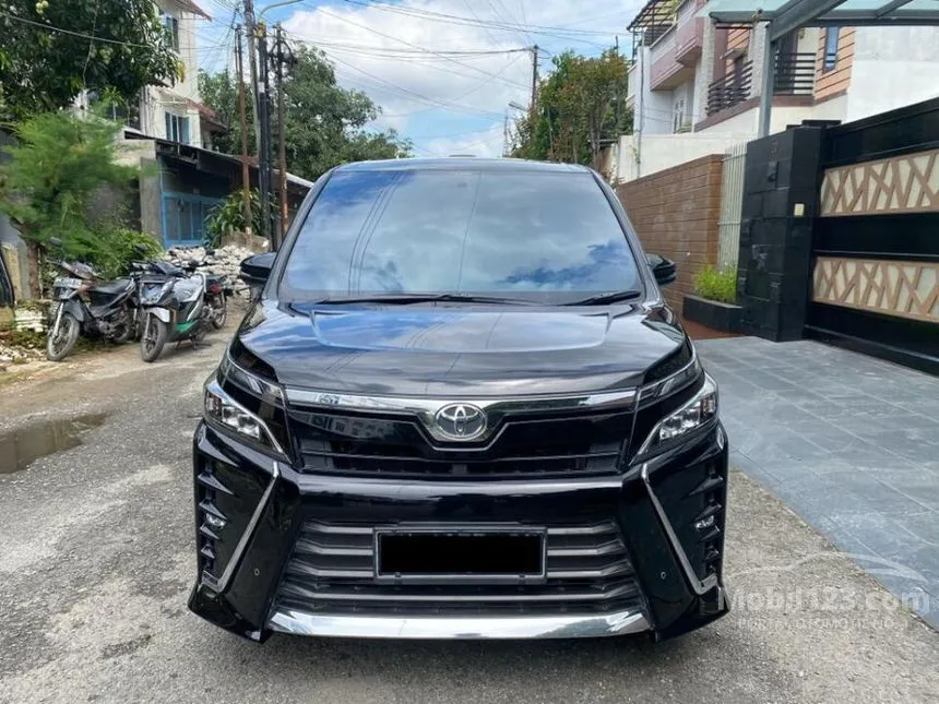 Jual Mobil Toyota Voxy 2019 2.0 di Sumatera Utara Automatic Wagon Hitam Rp 385.000.000