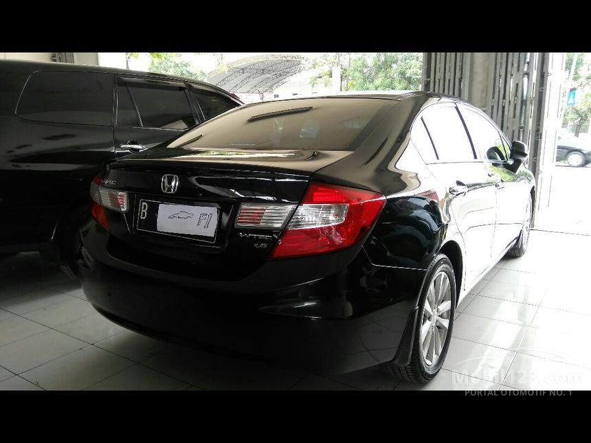 Jual Mobil Honda Civic 2013 FB 1.8 di Jawa Barat Automatic 