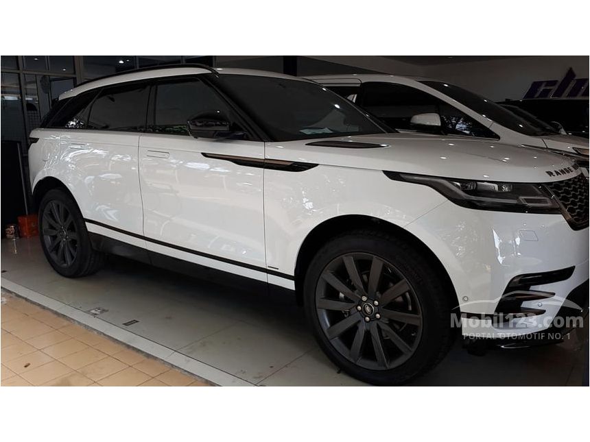 Jual Mobil Land Rover Range Rover Velar 2017 R-Dynamic SE P250 2.0 di ...