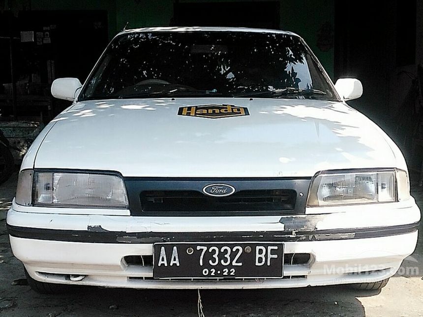 Jual Mobil  Ford  Laser  1992 1 3 di Jawa Tengah Manual Sedan 