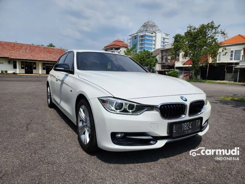 2013 BMW 320i Sport Sedan