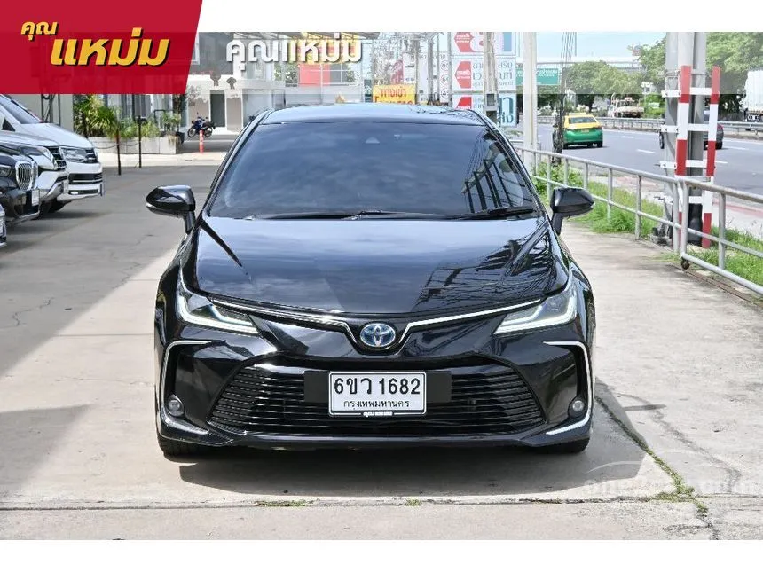 2020 Toyota Corolla Altis Hybrid High Sedan
