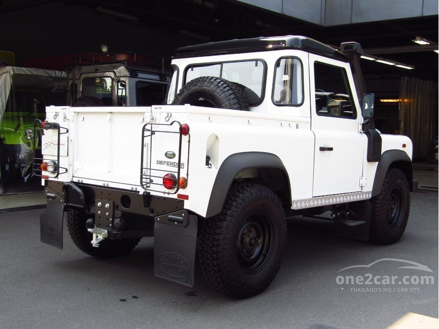 Land Rover Defender 2017 (ปี 95-15) 90 2.2 เกียร์ธรรมดา สีขาว | One2car ...