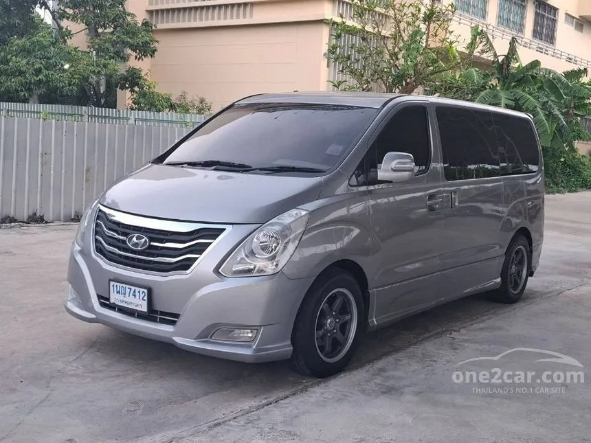2014 Hyundai H-1 Deluxe Van