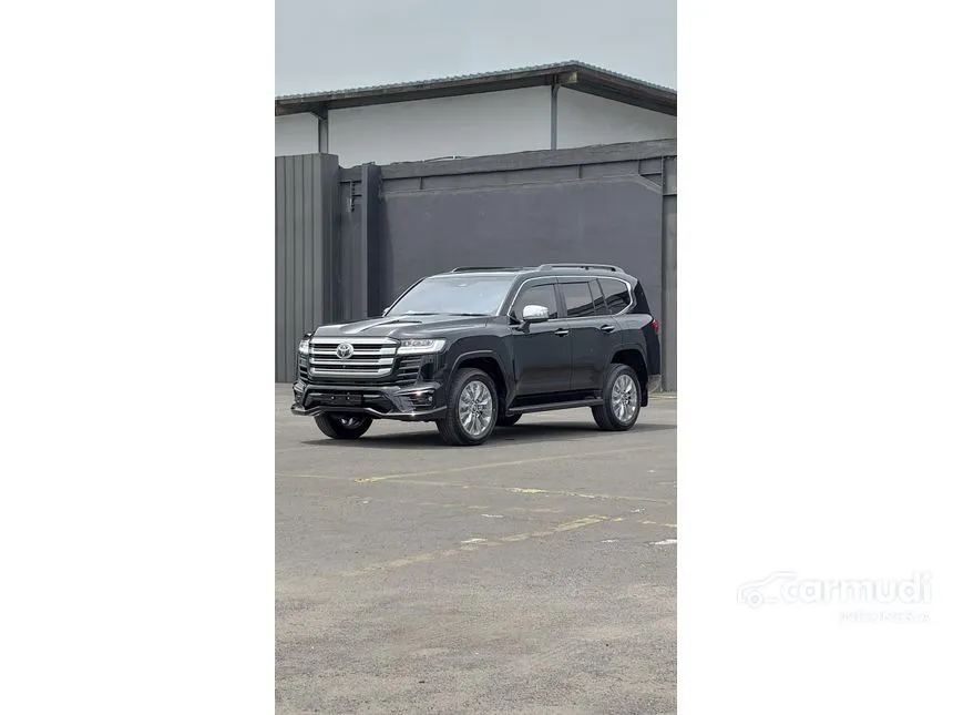 2026 Toyota Land Cruiser 300 VX-R SUV