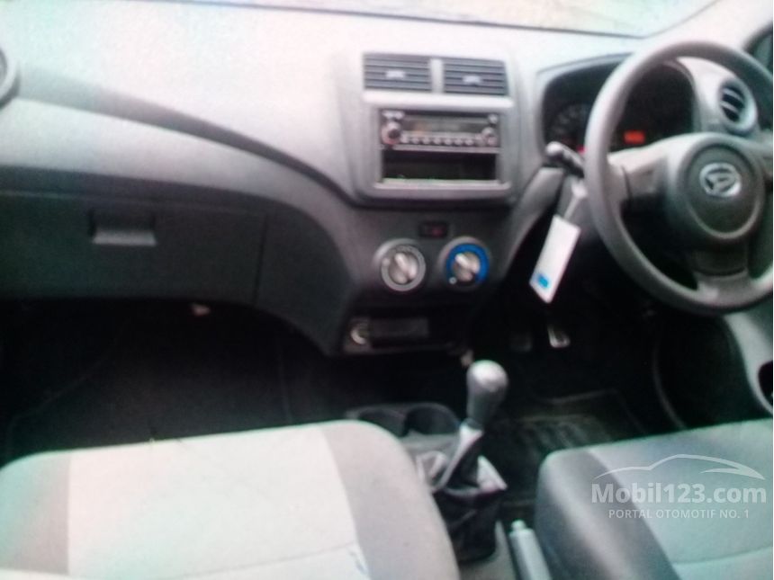 2014 Daihatsu Ayla M Sporty Hatchback