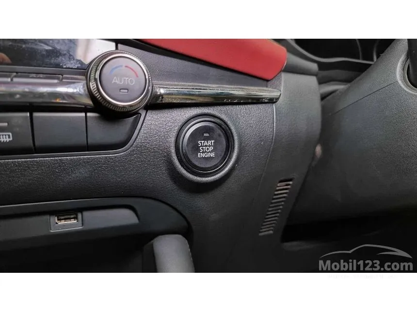 2020 Mazda 3 SKYACTIV-G Sedan
