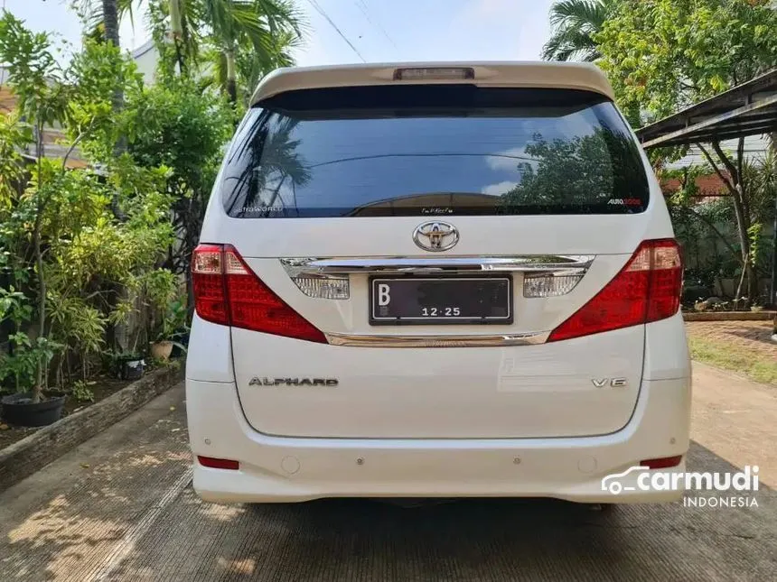 2010 Toyota Alphard V MPV