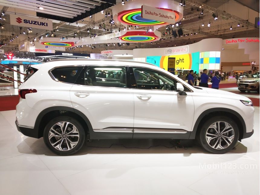 Jual Mobil Hyundai Santa Fe 2018 XG CRDi 2.2 di DKI Jual Mobil Hyundai Santa Fe 2018 XG CRDi 2.2 di DKI