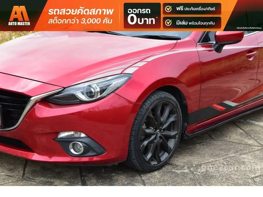 2017 Mazda 3 S Sports Hatchback