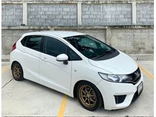 2014 Honda Jazz 1.5 (ปี 14-18) V+ i-VTEC Hatchback AT