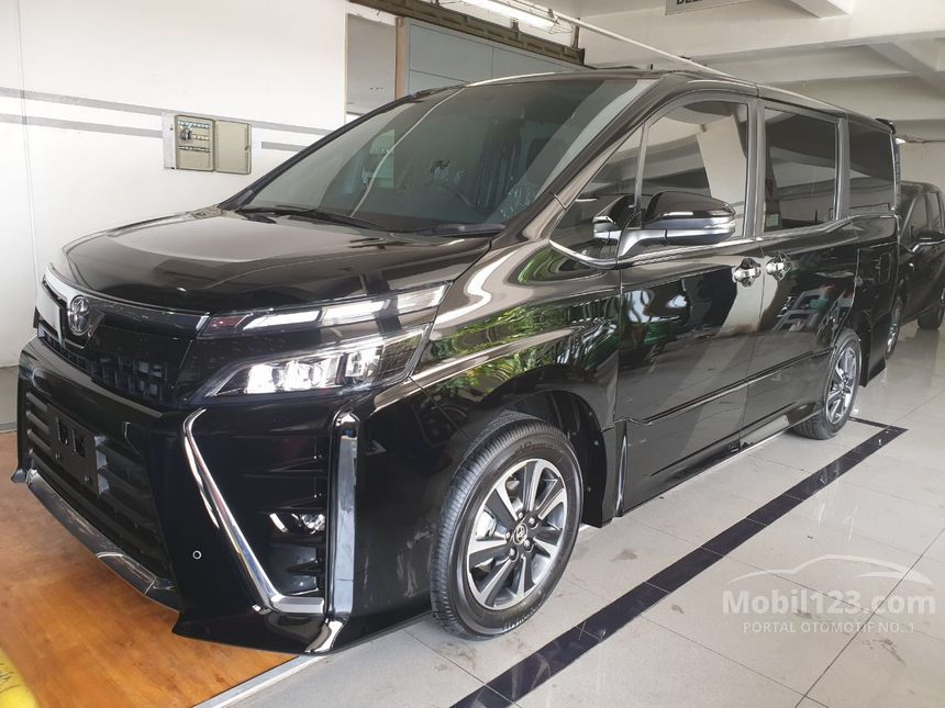  Jual  Mobil  Toyota  Voxy  2021 2 0 di DKI Jakarta Automatic 