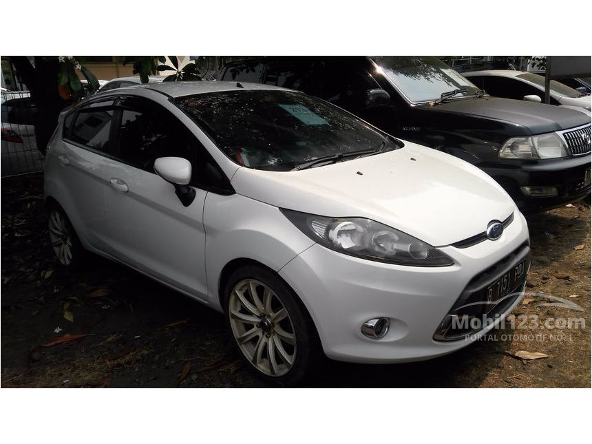 Jual Mobil  Ford  Fiesta  2011  Sport 1 6 di DKI Jakarta 