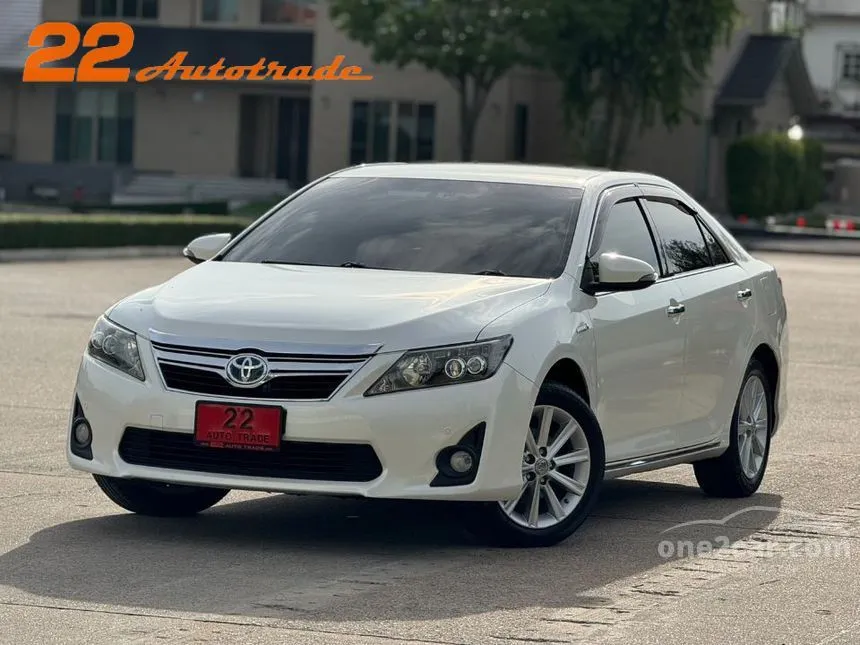 2013 Toyota CAMRY Hybrid Sedan