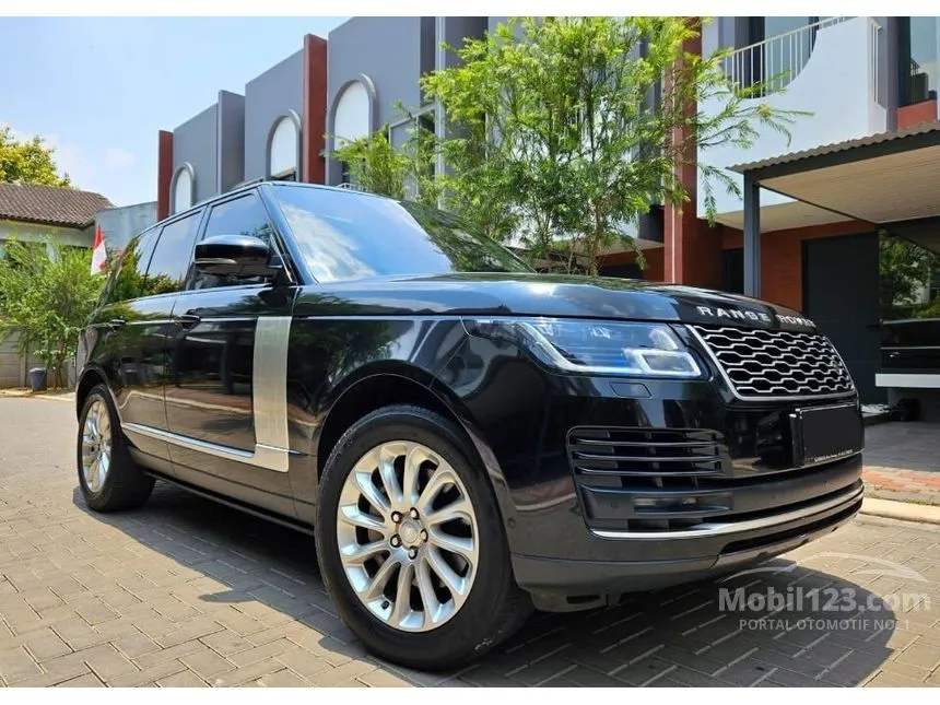 Jual Mobil Land Rover Range Rover 2019 Vogue 3.0 di DKI Jakarta Automatic SUV Hitam Rp 3.200.000.000