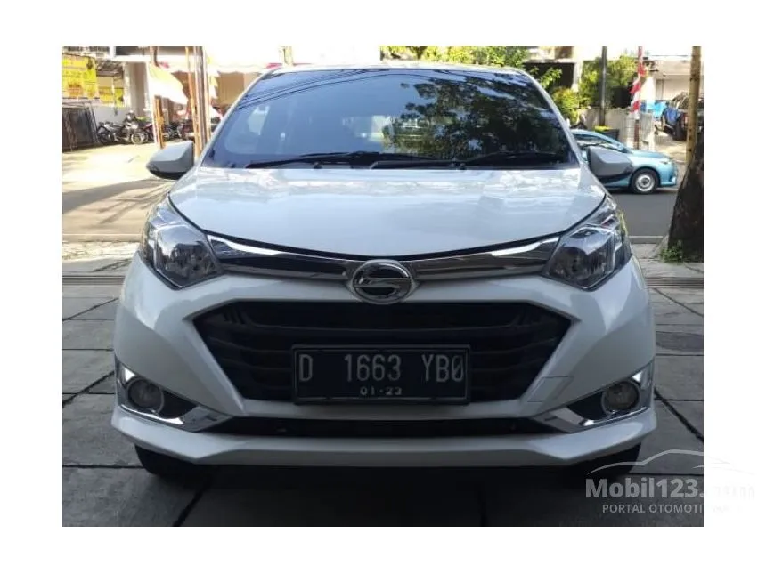 Jual Mobil Daihatsu Sigra 2017 R 1.2 di Jawa Barat Manual MPV Putih Rp 115.000.000