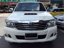 2012 Toyota Hilux Vigo 2.5 CHAMP DOUBLE CAB (ปี 11-15) Prerunner E Pickup AT