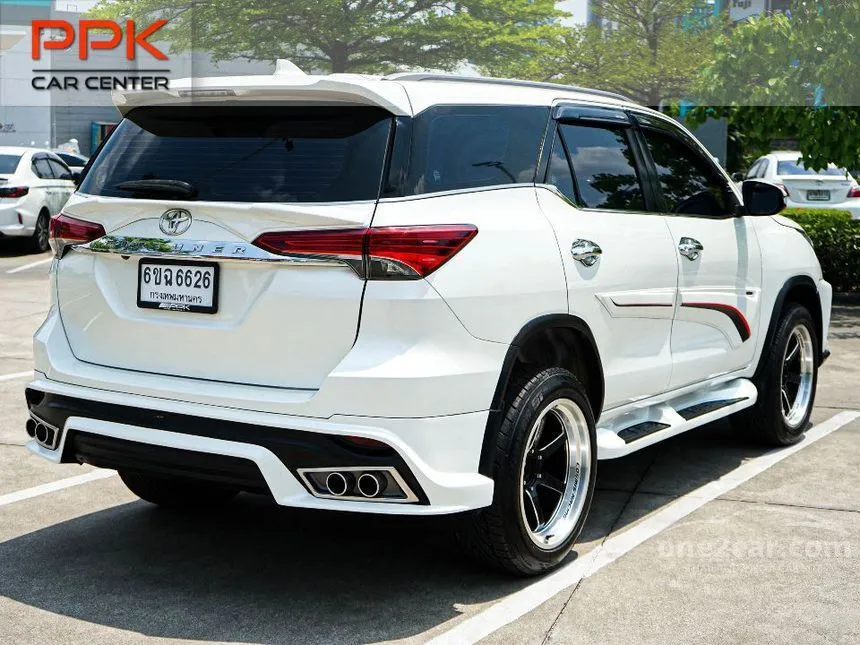 2016 Toyota FORTUNER V SUV