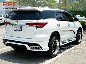 2016 Toyota FORTUNER 2.4 V SUV