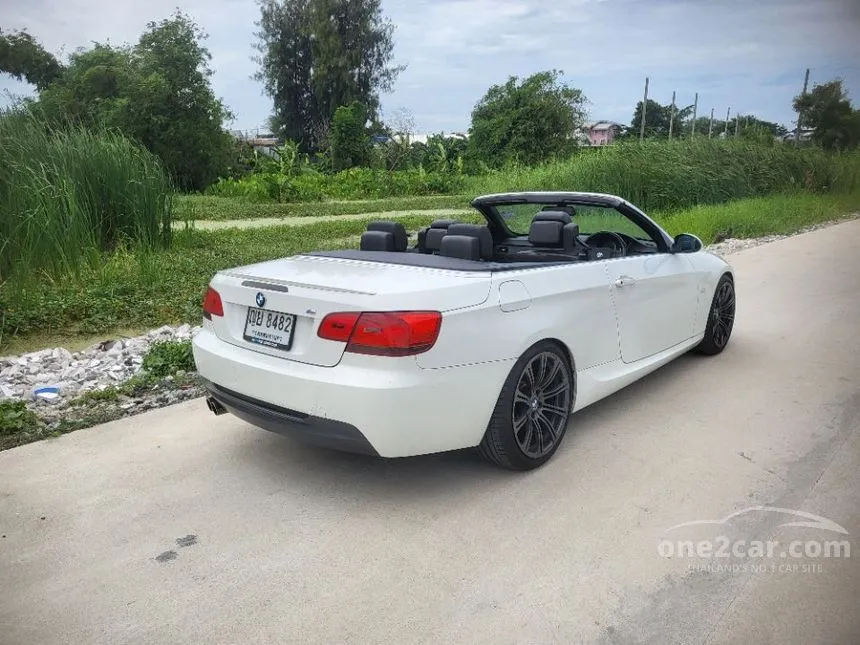 2009 BMW 320i Convertible