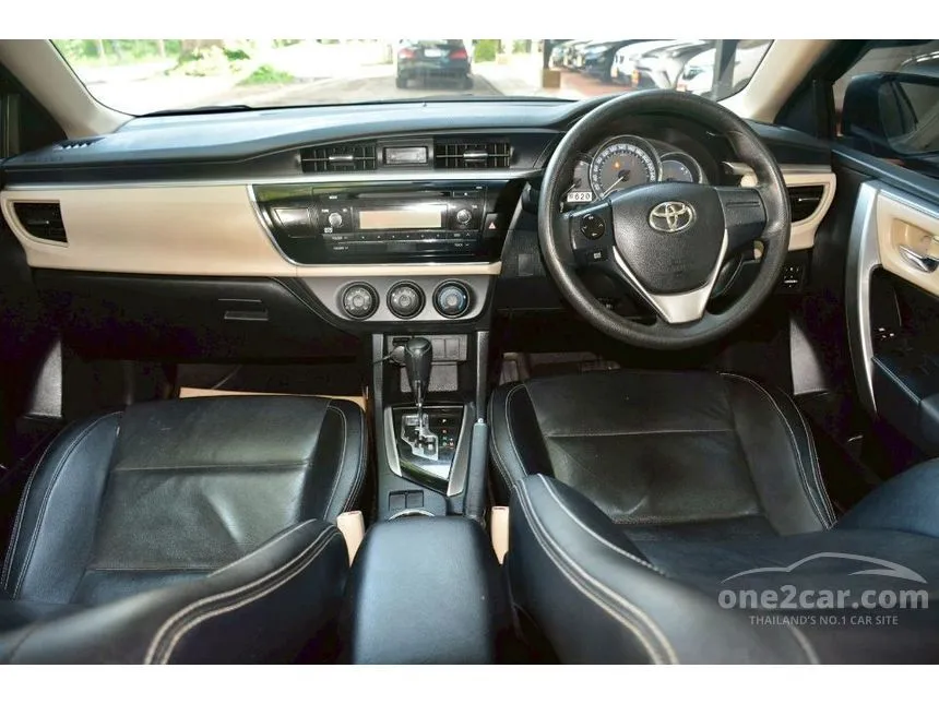 2015 Toyota Corolla Altis E Sedan