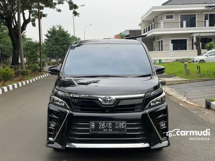 2020 Toyota Voxy MPV