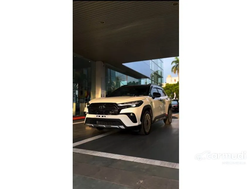 2025 Toyota Corolla Cross Hybrid SUV