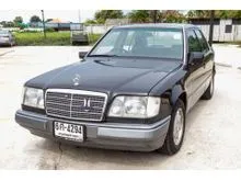 1995 Mercedes-Benz E220 2.2 W124 (ปี 85-96) Sedan