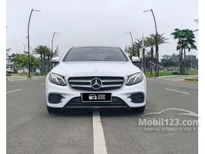 2017 Mercedes-Benz E300 2.0 AMG Line Sedan