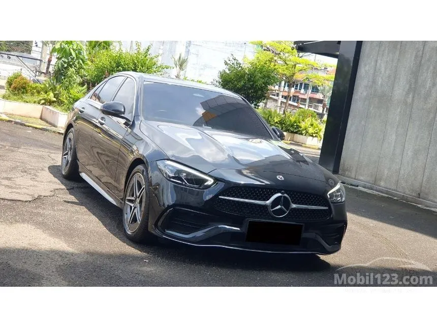 2023 Mercedes-Benz C300 AMG Line Sedan