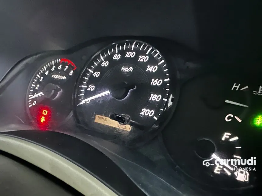 2011 Toyota Kijang Innova G MPV