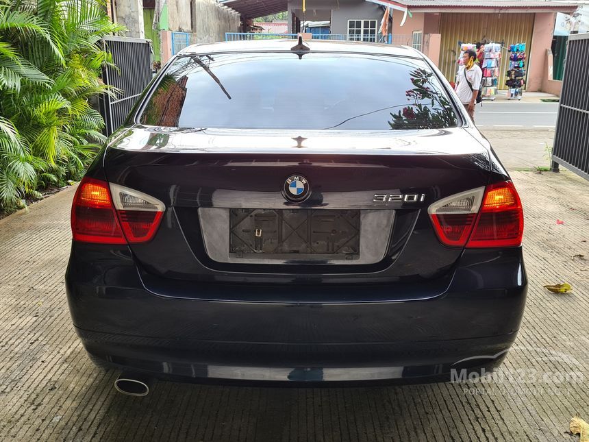 Jual Mobil  BMW  320i 2008 E90 2 0 di Jawa  Barat  Automatic 