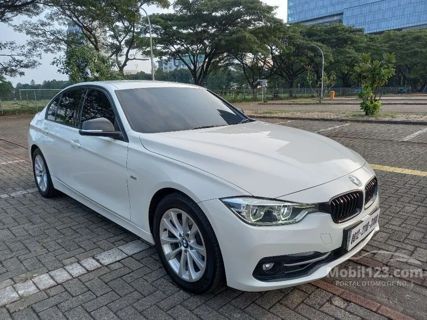 Jual Mobil BMW 320i 2017 Sport 2.0 di Banten Automatic Sedan Putih Rp 369.000.000