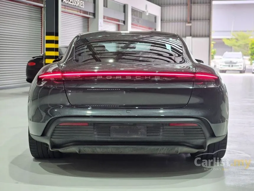 2023 Porsche Taycan Sedan