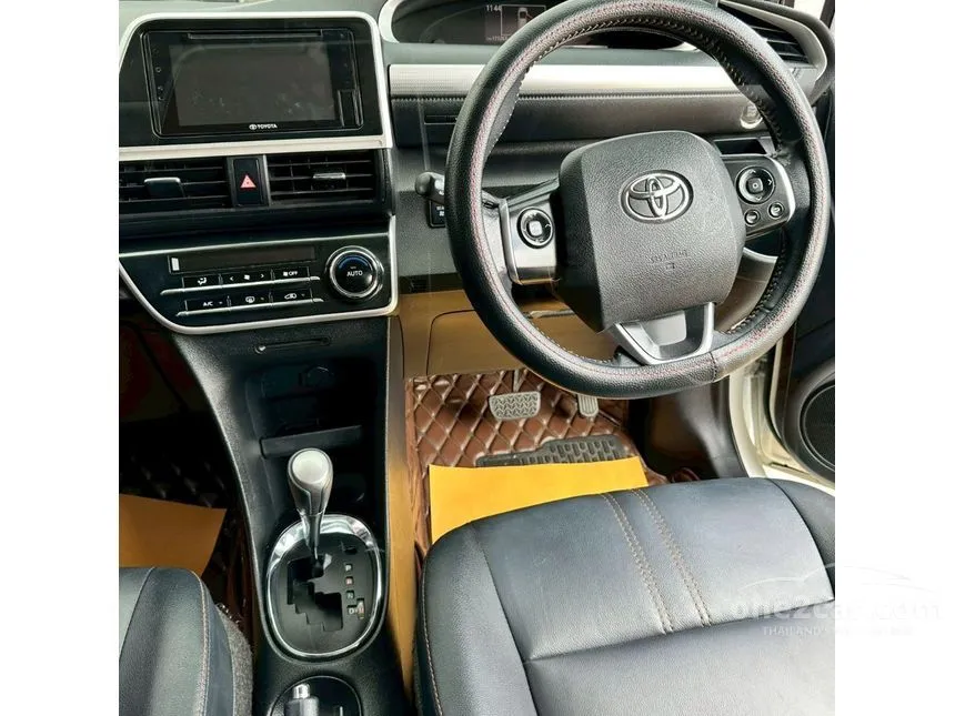 2021 Toyota SIENTA V Wagon