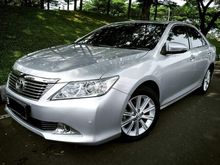 2013 Toyota Camry 2.5 V AT, Low KM, mulus Istimewa