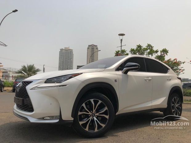 NX200t Lexus Murah  202 mobil  dijual  di Indonesia 