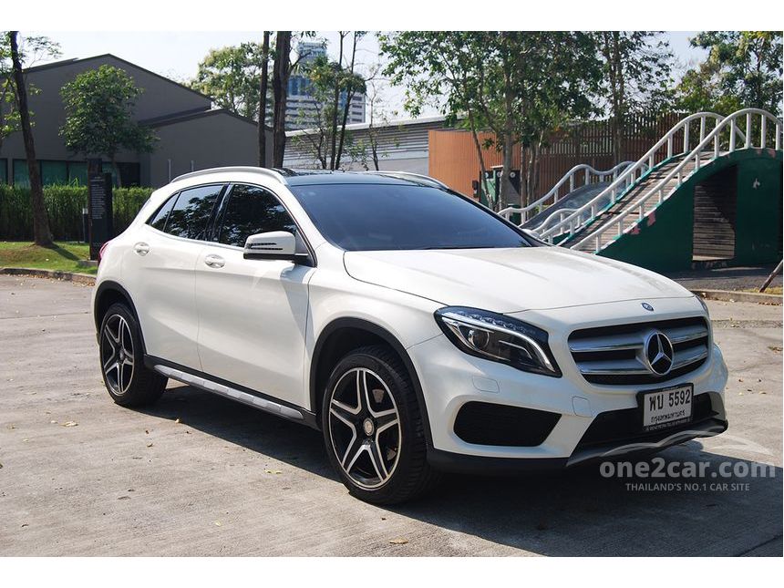 Mercedes Benz Gla250 16 Amg Dynamic 2 0 In กร งเทพและปร มณฑล Automatic Suv ส ขาว For 1 719 000 Baht One2car Com