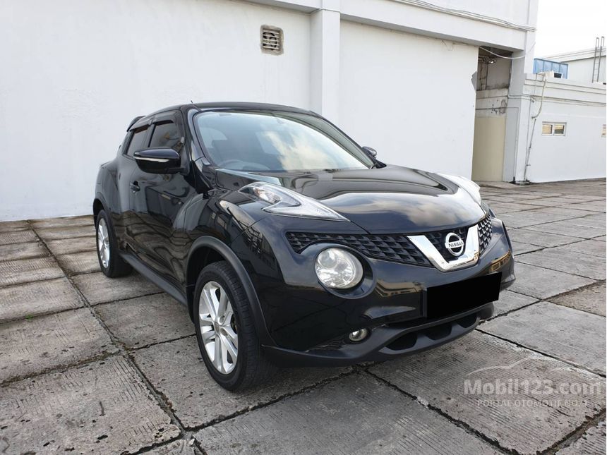 nissan juke black interior