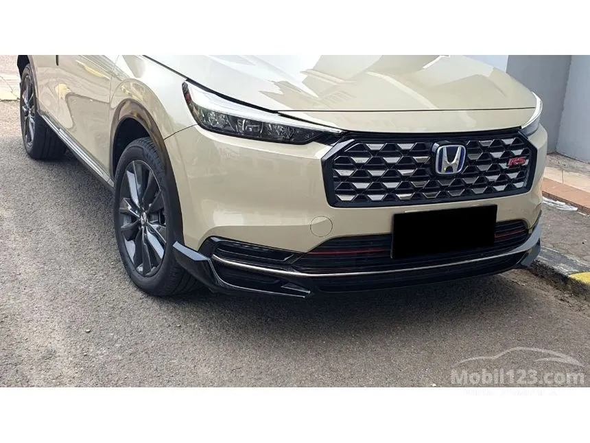 2025 Honda HR-V e:HEV RS SUV