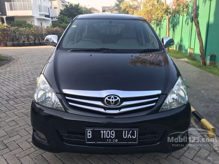 Jual Mobil Toyota Kijang Innova 2010 G 2.0 di DKI Jakarta 