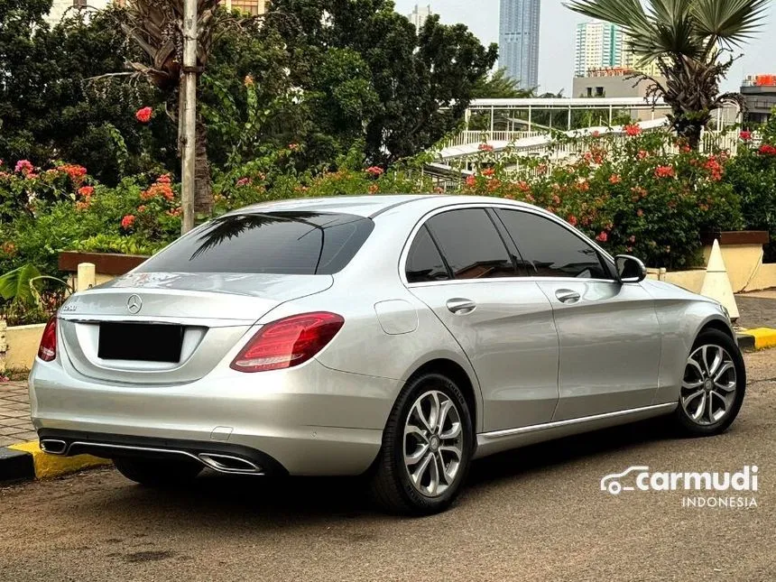 2017 Mercedes-Benz C200 Avantgarde Sedan