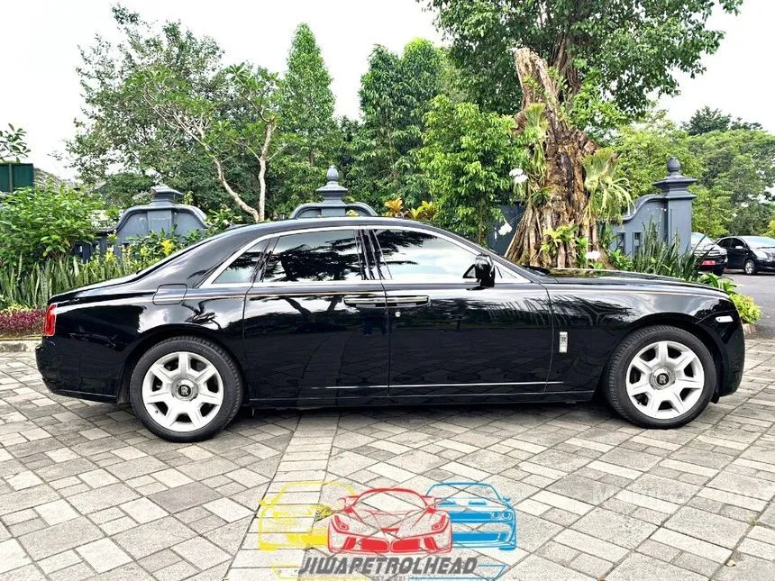 2011 Rolls-Royce Ghost V12 Sedan
