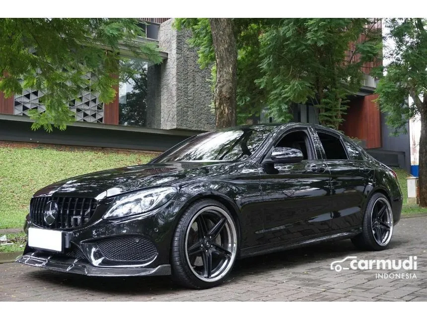 2017 Mercedes-Benz C300 AMG Line CKD Sedan