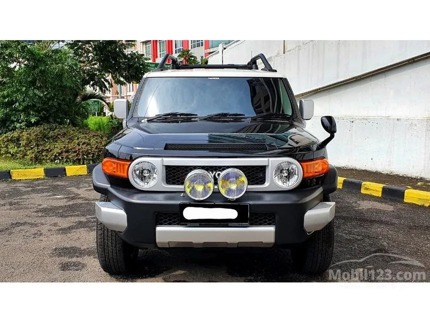 2017 Toyota FJ Cruiser SUV