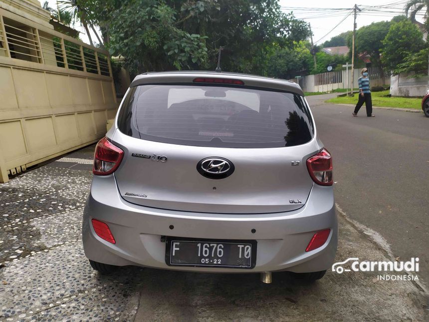  Hyundai i10 2012 GLi Hatchback Automatic - Mobil Bekas di Jawa Barat Rp 