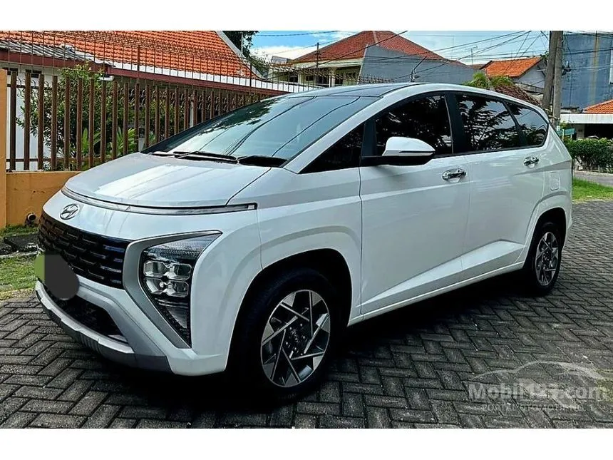 Jual Mobil Hyundai Stargazer 2022 Prime 1.5 di Jawa Timur Automatic Wagon Putih Rp 242.000.000